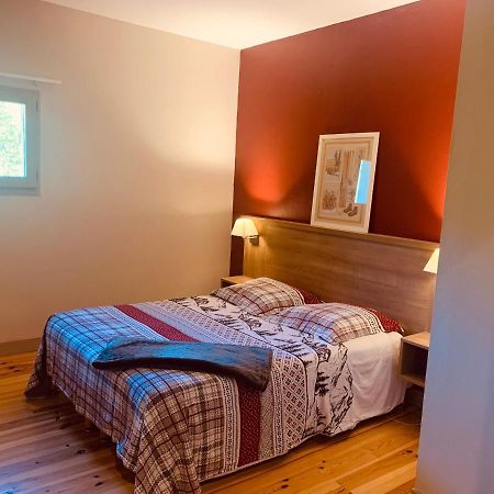 Appartement Chaleureux Chez Nadege Et Raphael อาโฮว์ ภายนอก รูปภาพ