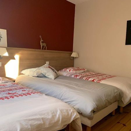 Appartement Chaleureux Chez Nadege Et Raphael อาโฮว์ ภายนอก รูปภาพ