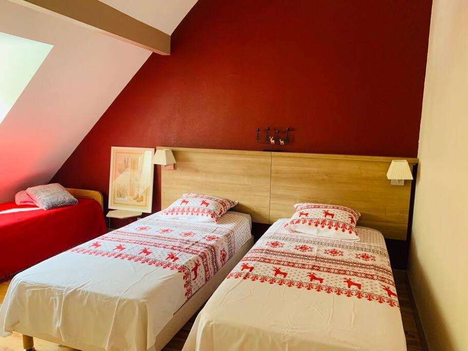 Appartement Chaleureux Chez Nadege Et Raphael อาโฮว์ ภายนอก รูปภาพ